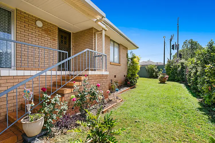 244 West Street, Kearneys Spring QLD 4350