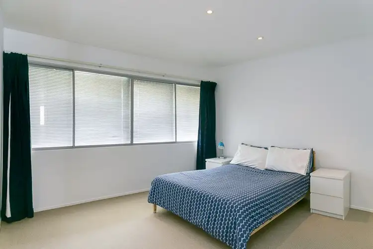 Sixth view of Homely unit listing, 5/183 Nursery Road, Holland Park West QLD 4121