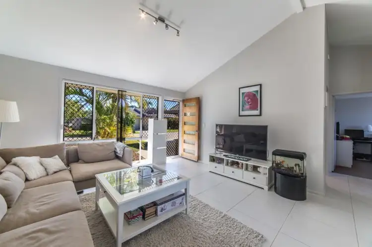 21/50 St Kevins Avenue, Benowa QLD 4217