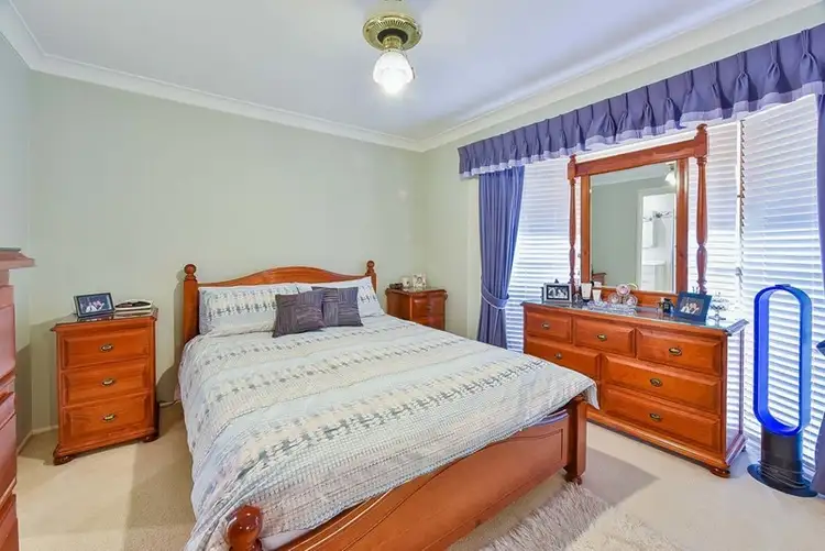Sixth view of Homely house listing, 2 Hewitt Place, Minto NSW 2566