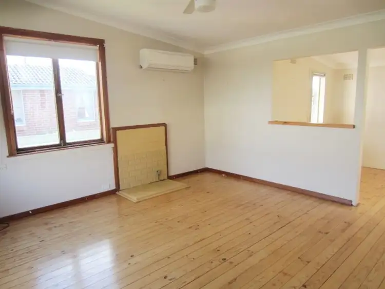 Second view of Homely house listing, 5 Williams Avenue, Cootamundra NSW 2590