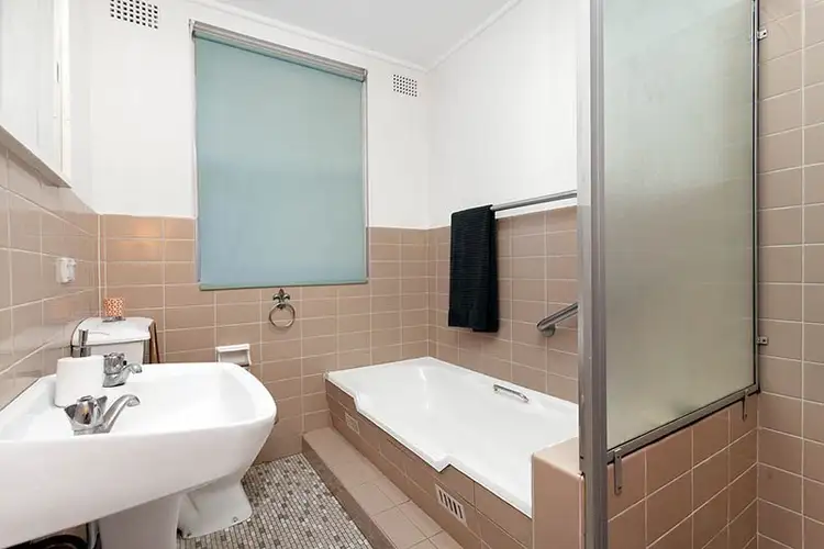 Seventh view of Homely unit listing, 4/18-20 Hercules Road, Brighton-le-sands NSW 2216