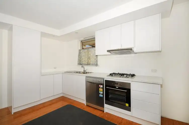 2 Rowan Court, Frankston North VIC 3200