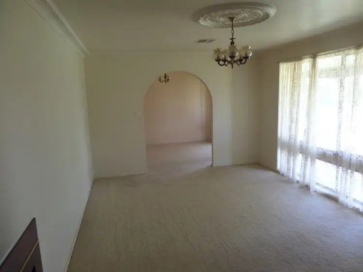 Fourth view of Homely house listing, 10 Japonica Place, Narrandera NSW 2700