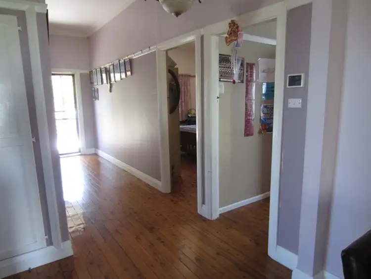 Fifth view of Homely house listing, 162 Sharpe Street, Temora NSW 2666