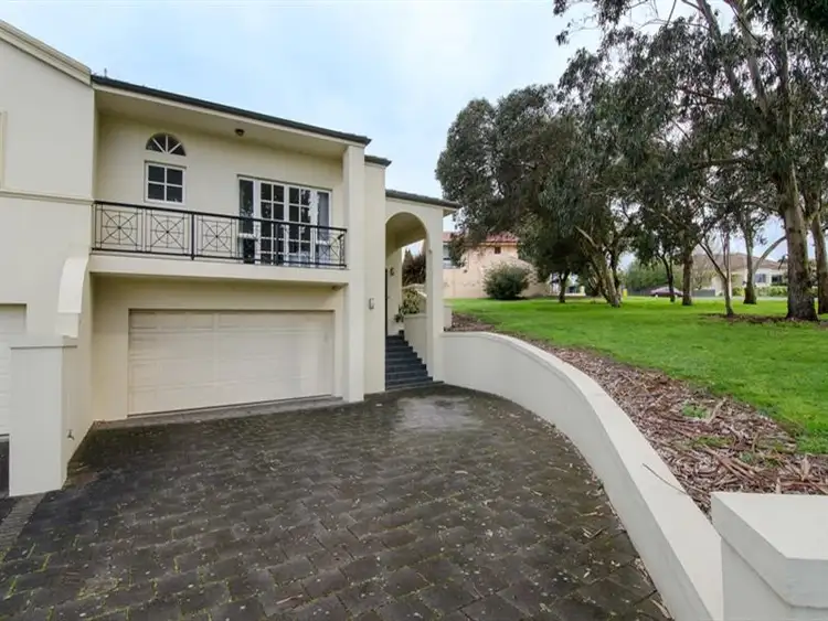 13 Bellaire Close, Mount Gambier SA 5290
