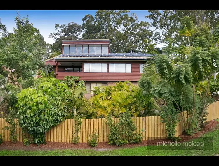 46 Halimah Street, Chapel Hill QLD 4069