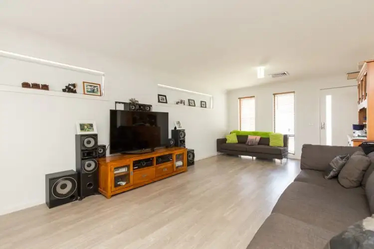 Second view of Homely house listing, 8/5 Jacob Court, Mildura VIC 3500