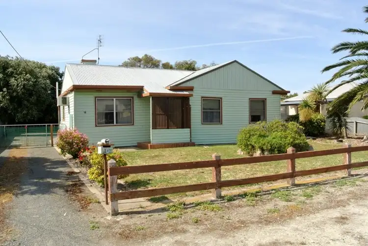 Second view of Homely house listing, 10 James Street, Kingston Se SA 5275
