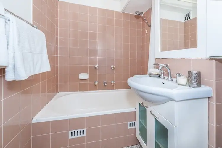 Seventh view of Homely apartment listing, 63/41-49 Roslyn Gardens, Elizabeth Bay NSW 2011