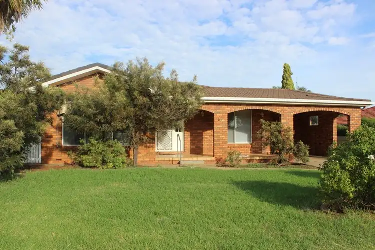 Main view of Homely house listing, 10 Skidmore Street, Temora NSW 2666