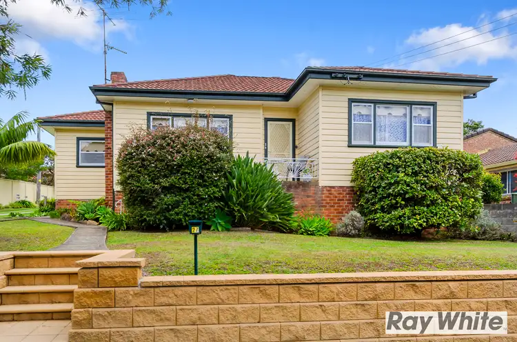 27 Hopetoun Street, Woonona NSW 2517