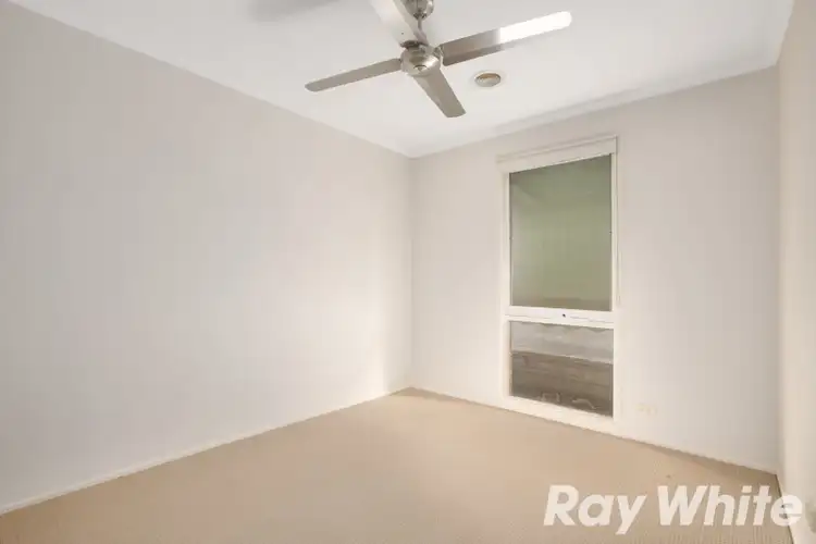 Seventh view of Homely house listing, 2 Funston Court, Pakenham VIC 3810