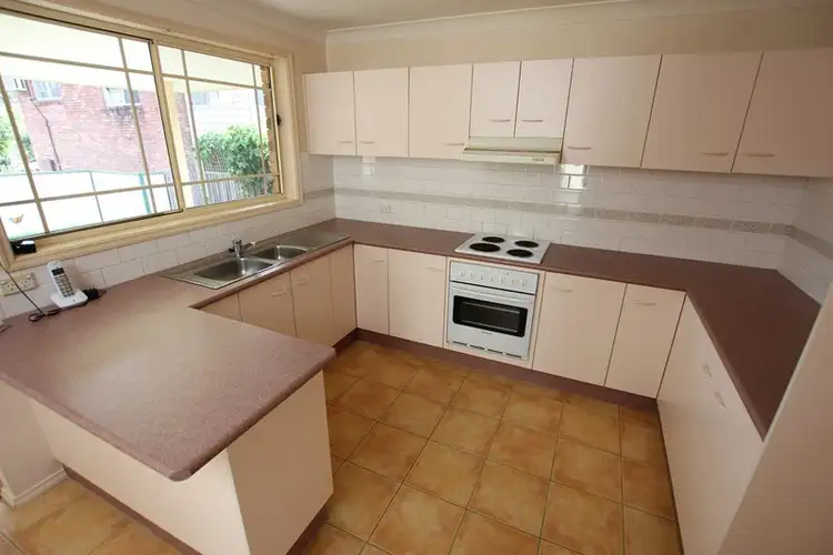 Fifth view of Homely villa listing, 2/235 Avoca Drive, Green Point NSW 2251