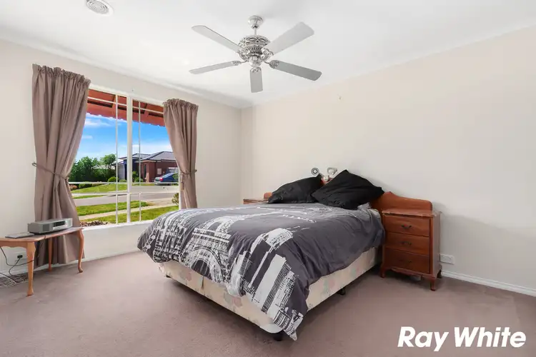 Sixth view of Homely house listing, 8 Midsummer Lane, Drouin VIC 3818