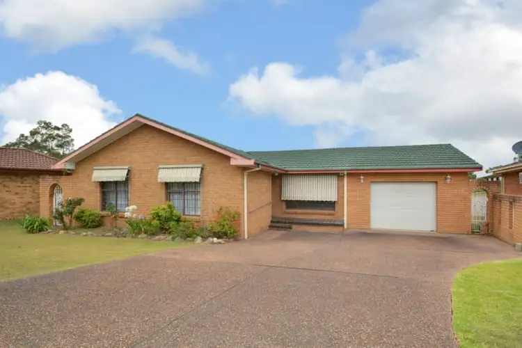 13 Lindeman Street, Ashtonfield NSW 2323