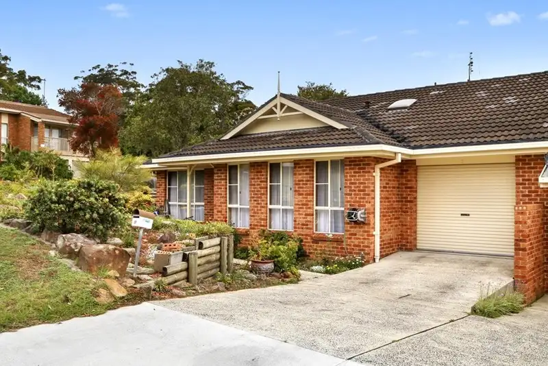 Main view of Homely villa listing, 1/22 Stornaway Crescent, Berkeley Vale NSW 2261