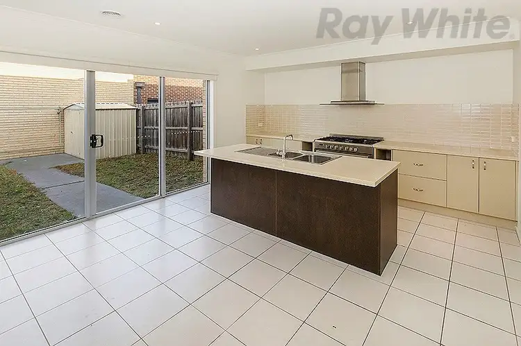 Second view of Homely townhouse listing, 5 Durer Walk, Mernda VIC 3754