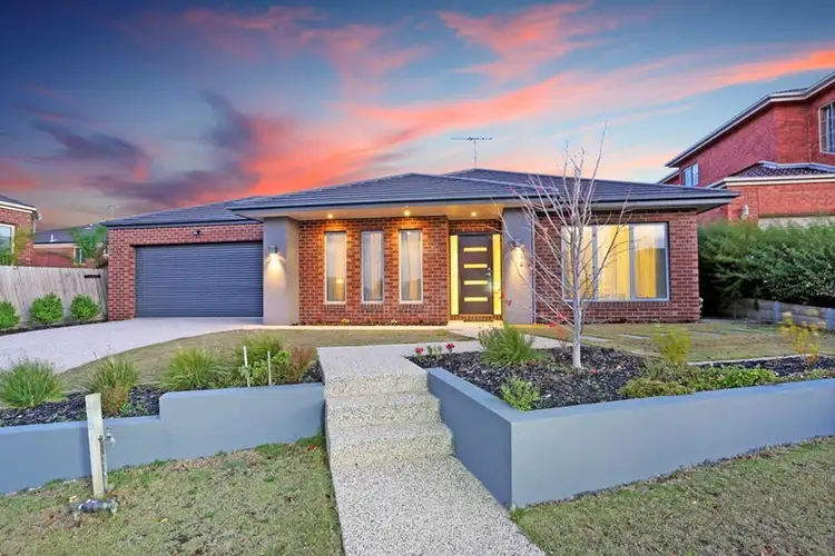 5 Exmoor Close, Highton VIC 3216