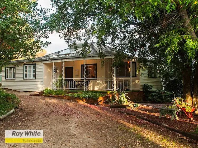 87 Lesmurdie Road, Lesmurdie WA 6076