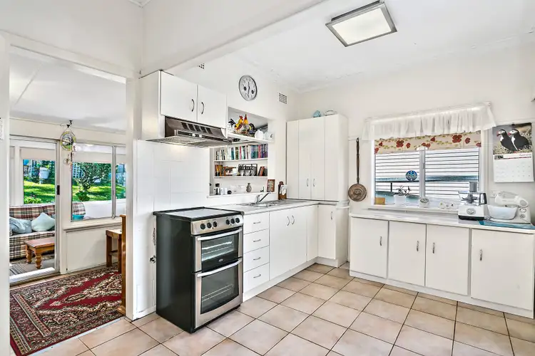 Second view of Homely house listing, 20 Gloria Crescent, Lake Heights NSW 2502