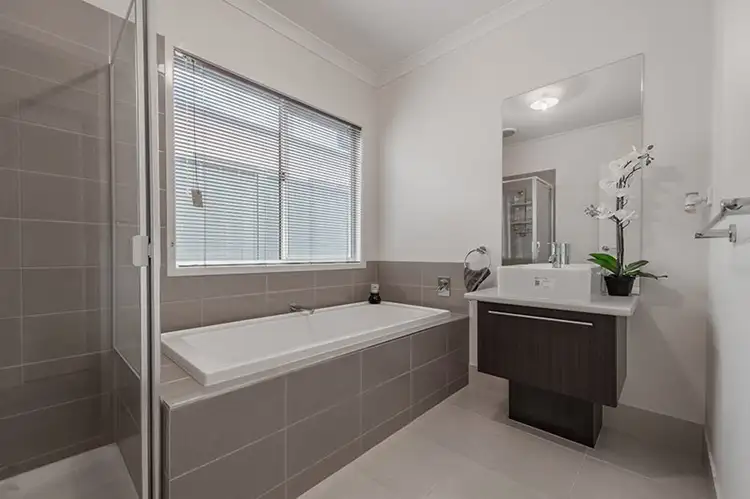 Fifth view of Homely house listing, 7 Anzacs Way, Craigieburn VIC 3064
