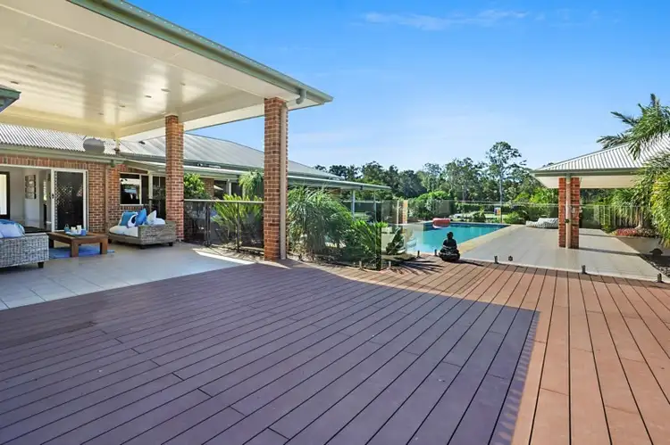12 Sovereign Way, Samford Valley QLD 4520