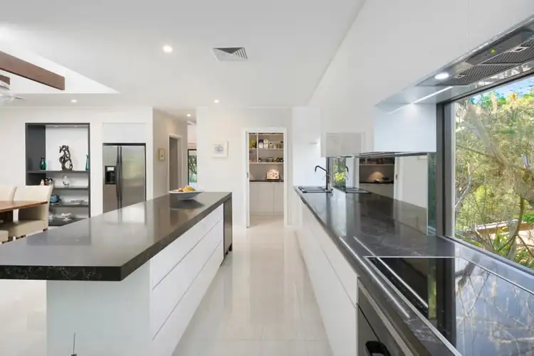 Sixth view of Homely house listing, 2 Aleta Close, Wahroonga NSW 2076