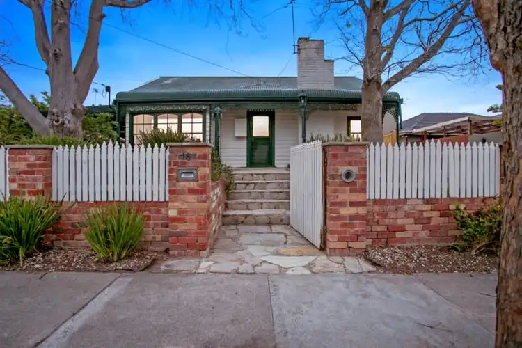 18 Second Avenue, Chelsea Heights VIC 3196