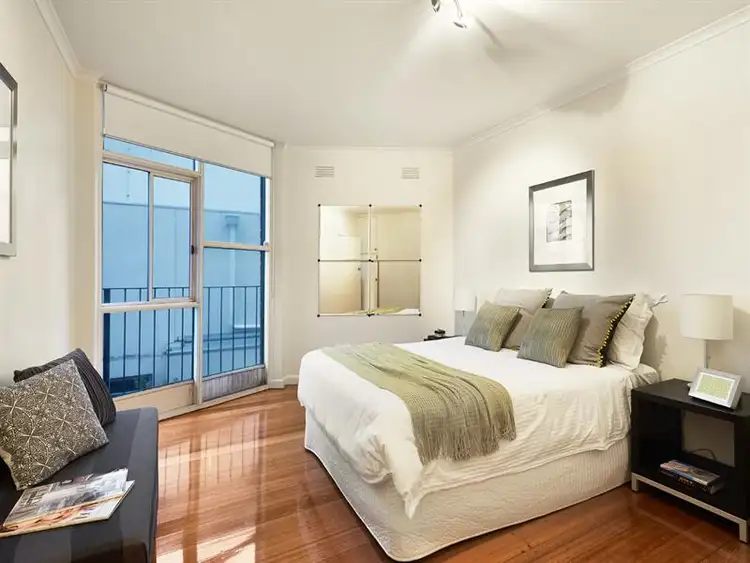 Third view of Homely apartment listing, 31/11 Marine Parade, St Kilda VIC 3182