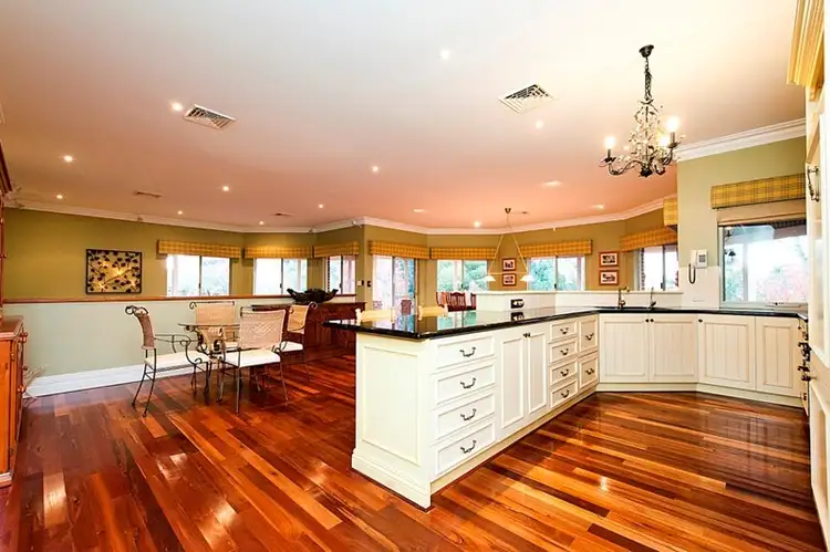 180 Heritage Drive, Roleystone WA 6111