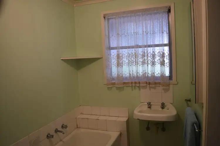 Fifth view of Homely house listing, 12 Hillside Court, Myrtleford VIC 3737