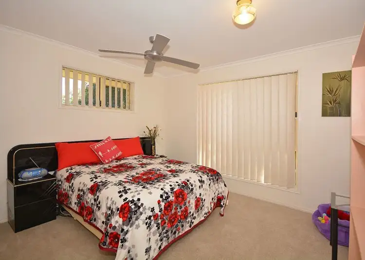 Sixth view of Homely house listing, 2/1 Alana Court, Torquay QLD 4655