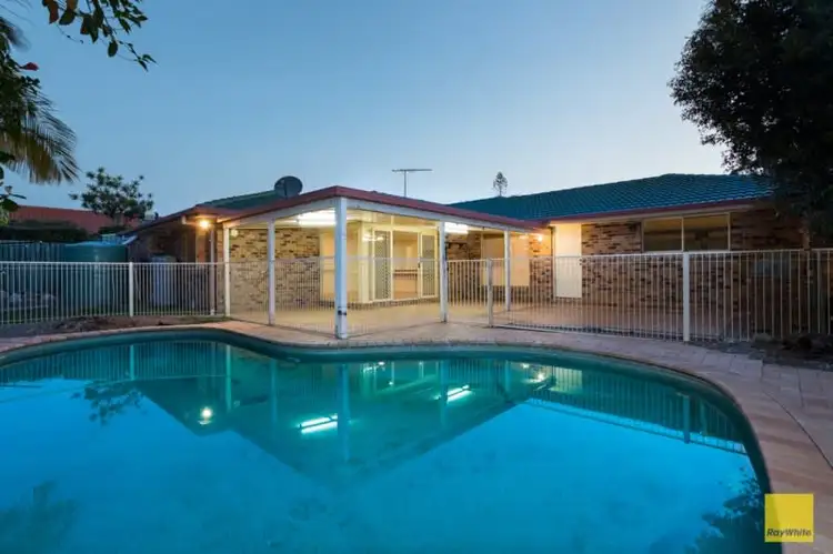 24 Strachan Road, Victoria Point QLD 4165