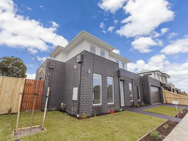 1/8 Norwood Street, Herne Hill VIC 3218