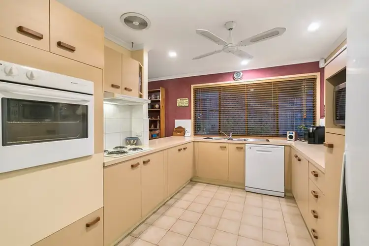 Fifth view of Homely house listing, 8 Eden Court, Cleveland QLD 4163