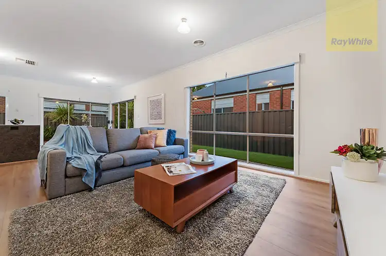 Sixth view of Homely house listing, 3 Willandra Avenue, Craigieburn VIC 3064