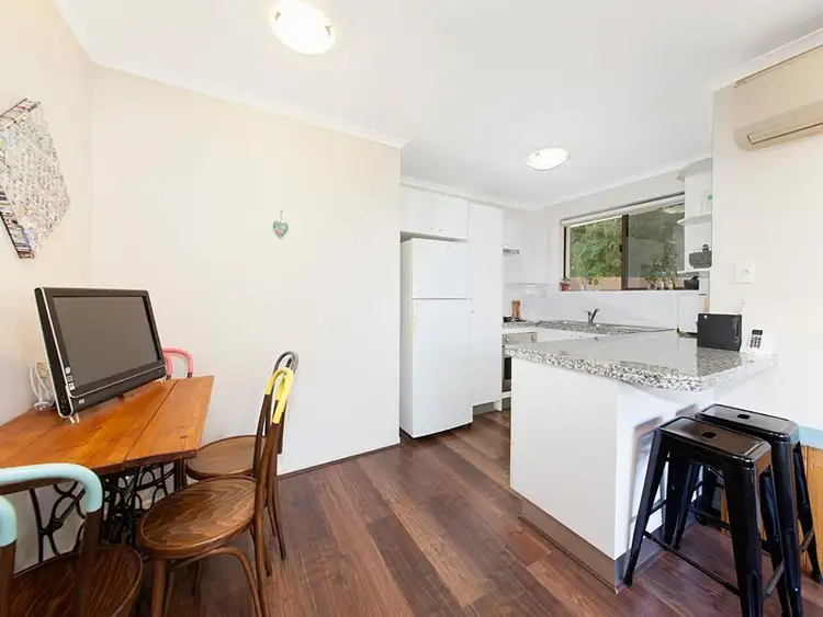 Fourth view of Homely unit listing, 2/23 WInchester Street, Hamilton QLD 4007