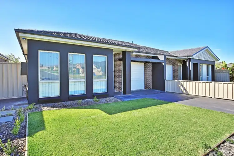 Main view of Homely unit listing, 2/17 Bluewattle Road, Worrigee NSW 2540