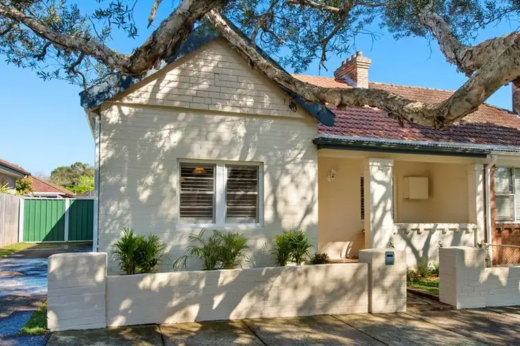 8 Wallace Street, Willoughby NSW 2068