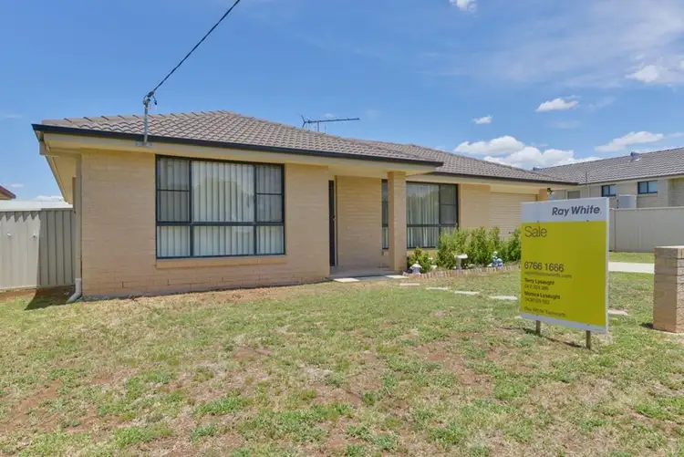 73 Flinders Street, Westdale NSW 2340