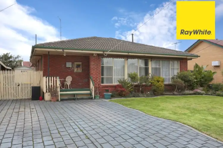 16 Bladin Street, Laverton VIC 3028