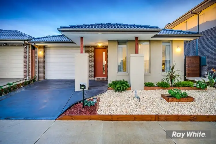 Third view of Homely house listing, 10 Vibrandia Way, Truganina VIC 3029