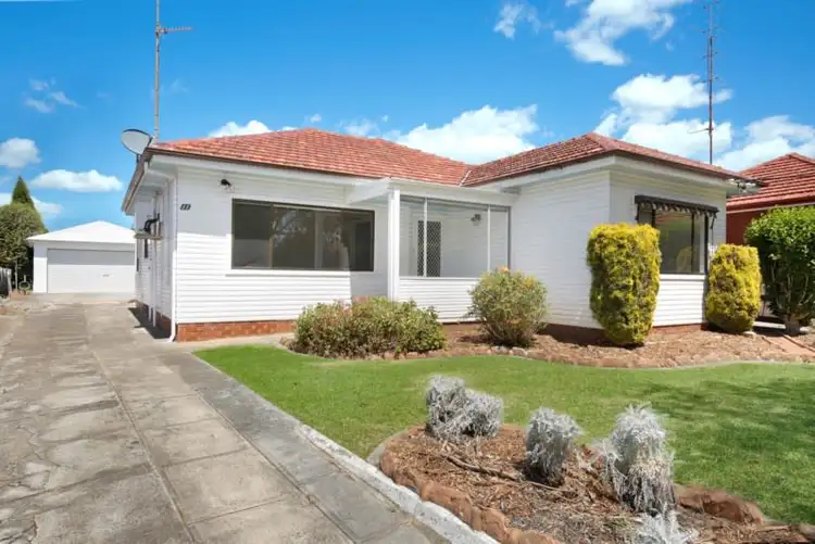 11 Guest Avenue, Fairy Meadow NSW 2519