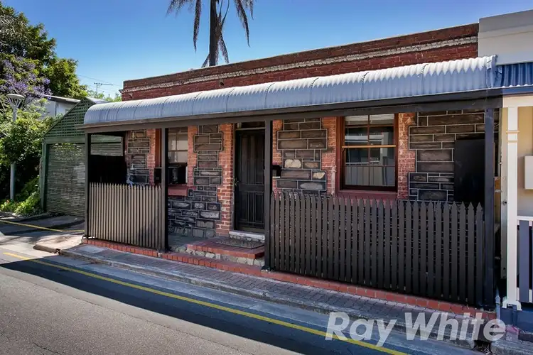 8 Gray Court, Adelaide SA 5000