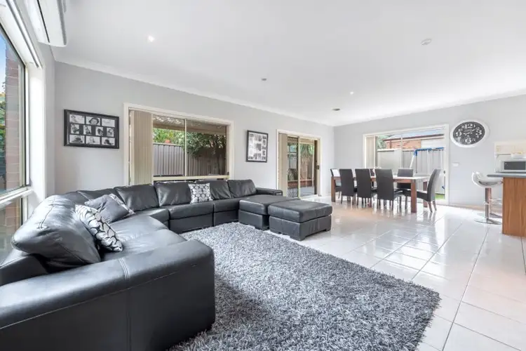 Fifth view of Homely house listing, 7 Bowman Glen, Craigieburn VIC 3064