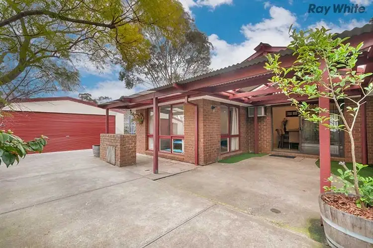 Seventh view of Homely house listing, 3 Eurora Court, Taylors Lakes VIC 3038