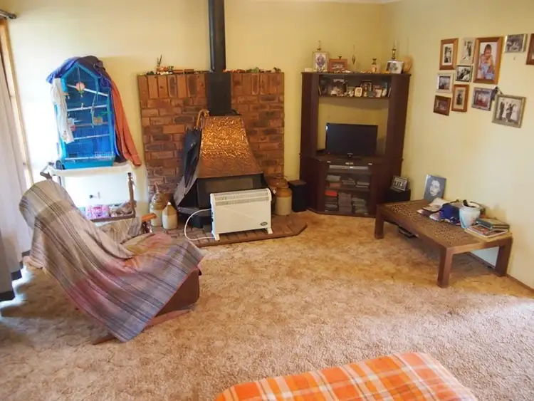 Sixth view of Homely house listing, Iona 1a Welcome Road, Parkes NSW 2870