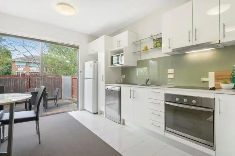 Fifth view of Homely apartment listing, 2/21 Lillimur Road, Ormond VIC 3204