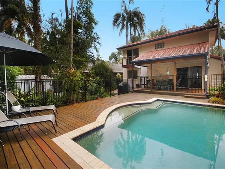 65 Oloway Crescent, Alexandra Headland QLD 4572